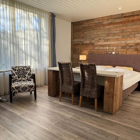 Hotel Kijkduin Домбург Экстерьер фото