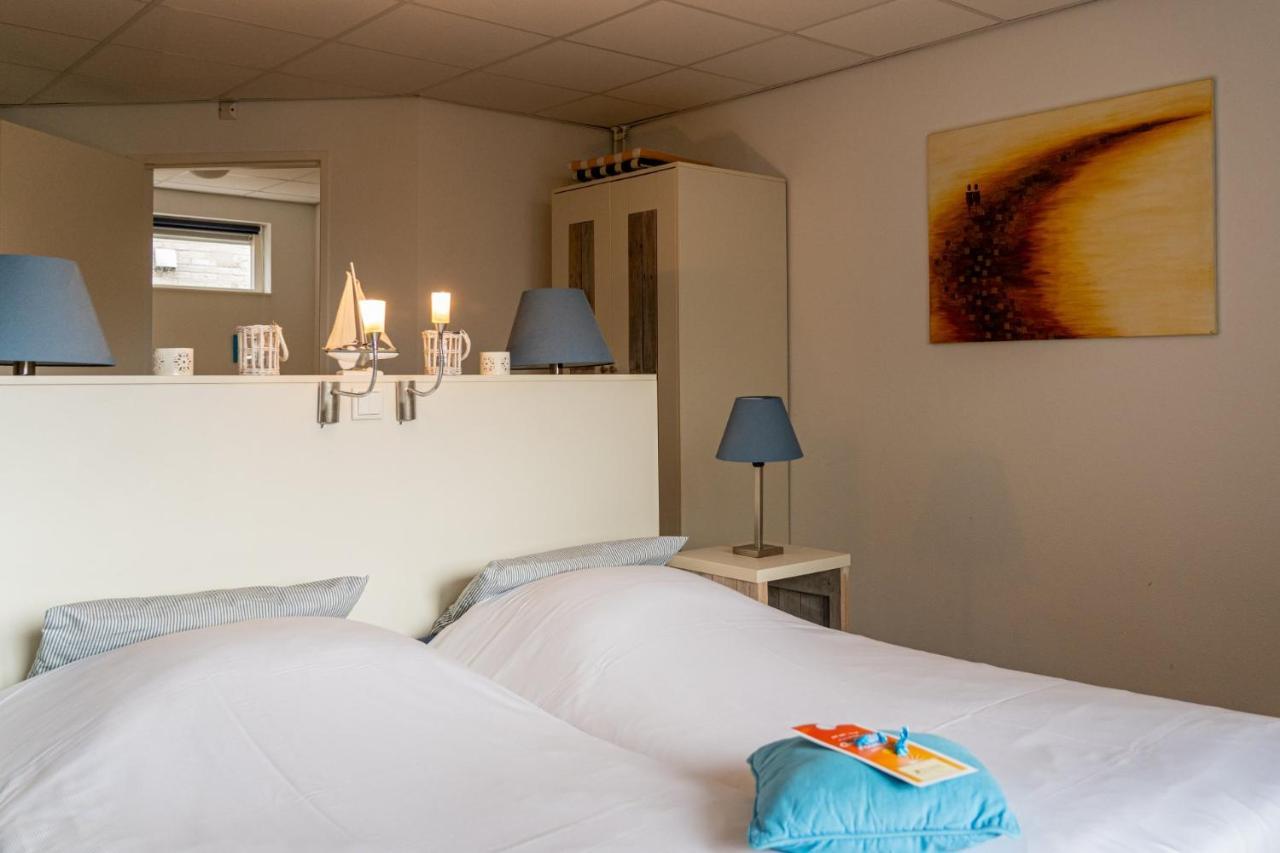 Hotel Kijkduin Домбург Экстерьер фото