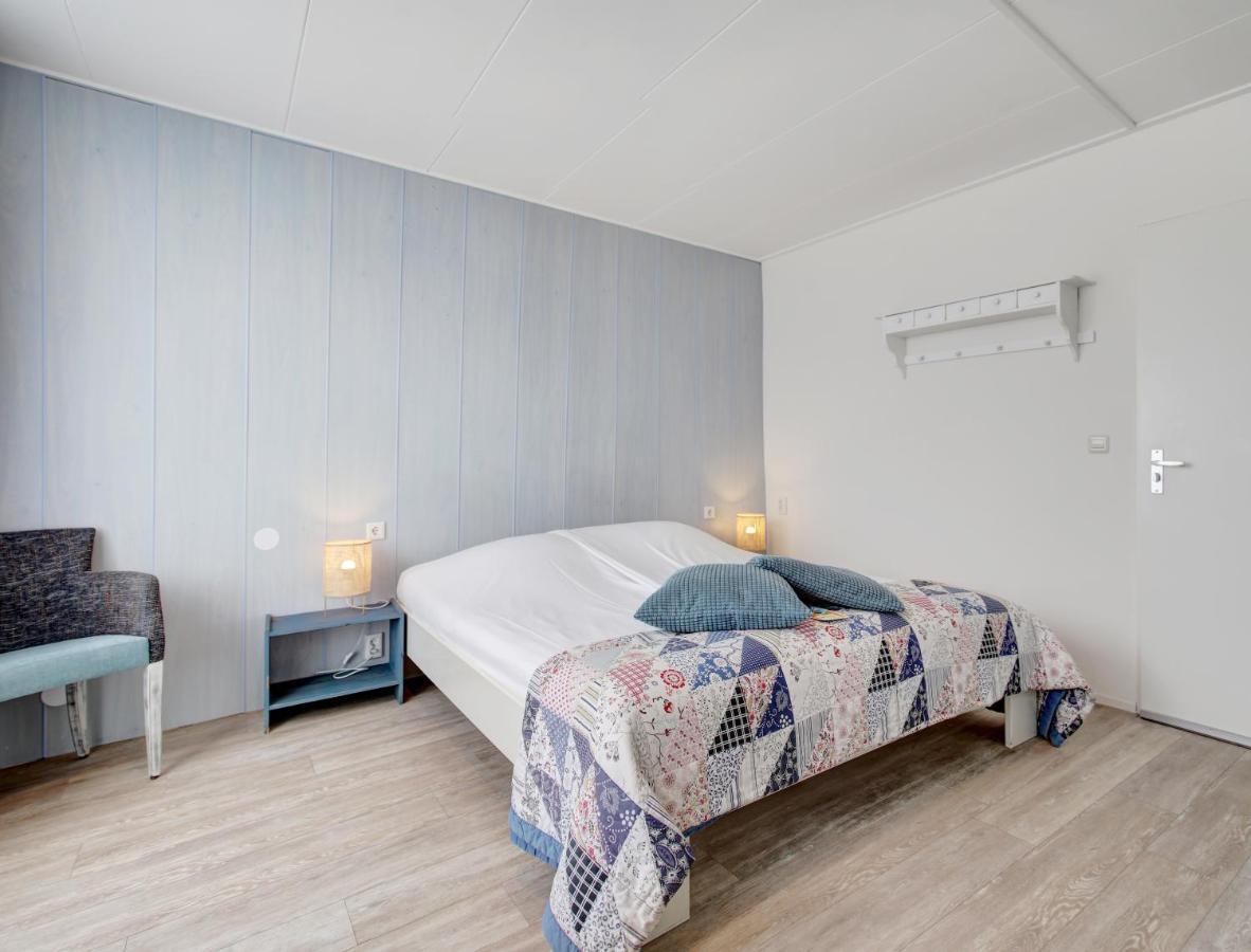 Hotel Kijkduin Домбург Экстерьер фото