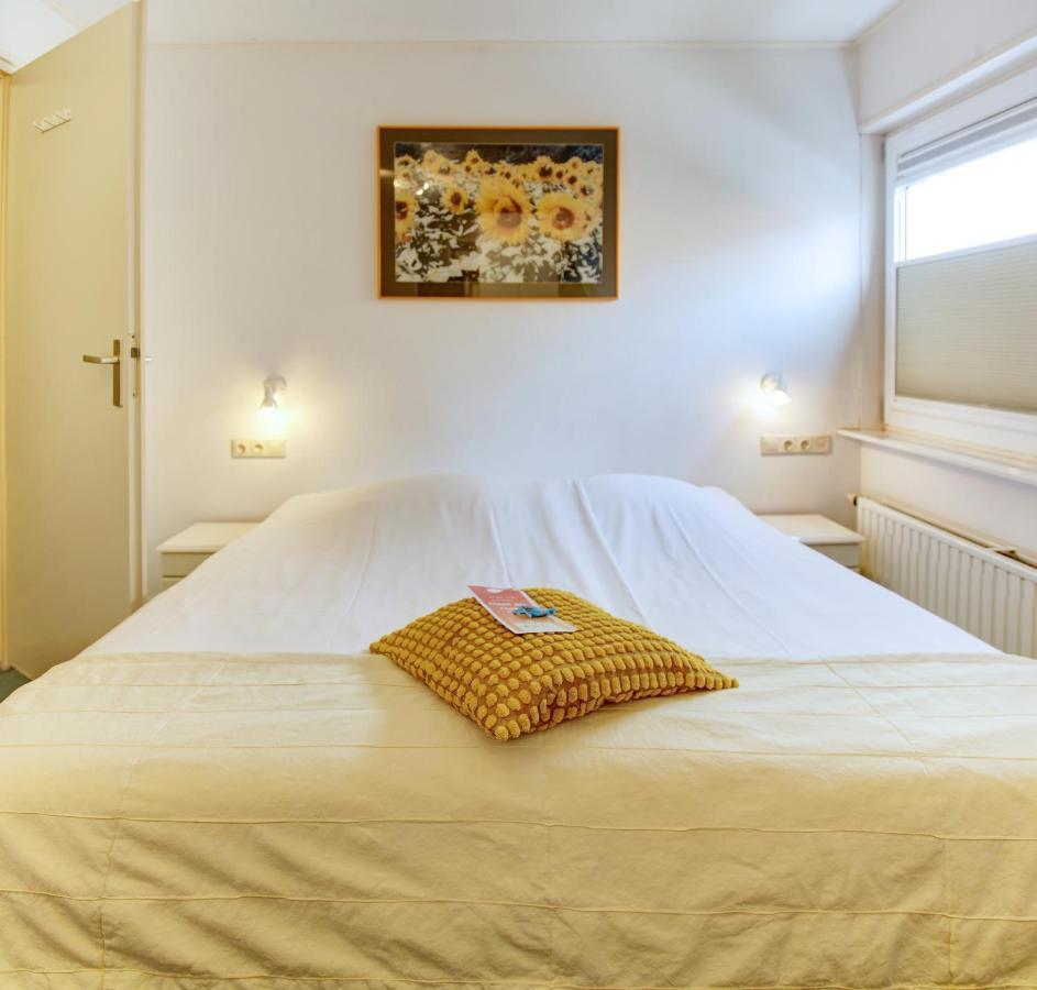 Hotel Kijkduin Домбург Экстерьер фото