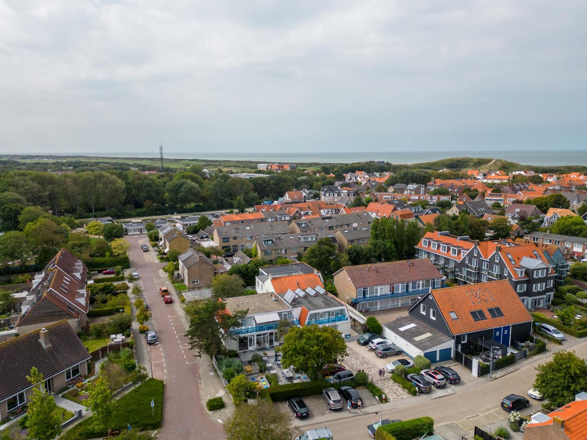 Hotel Kijkduin Домбург Экстерьер фото