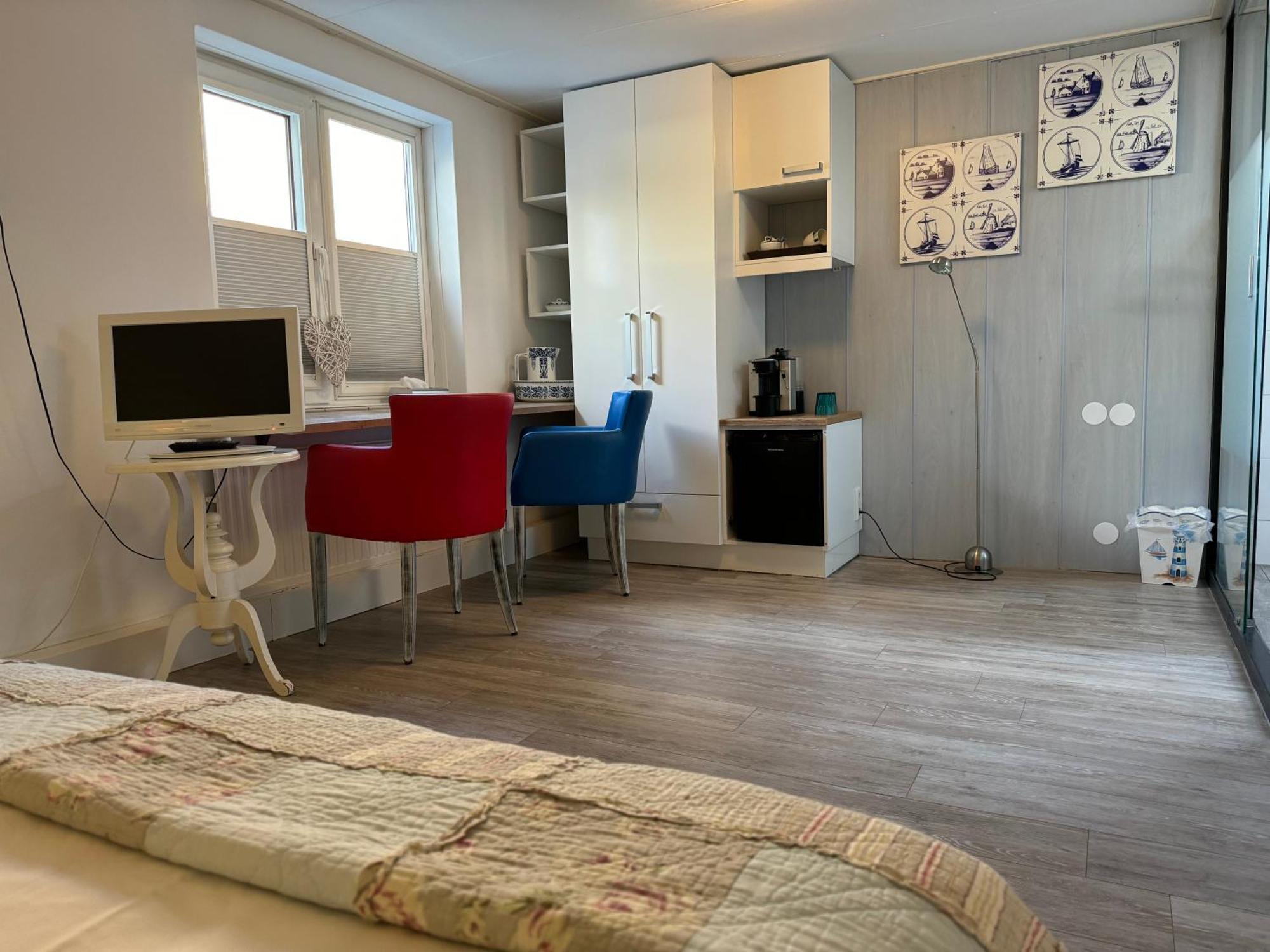 Hotel Kijkduin Домбург Экстерьер фото